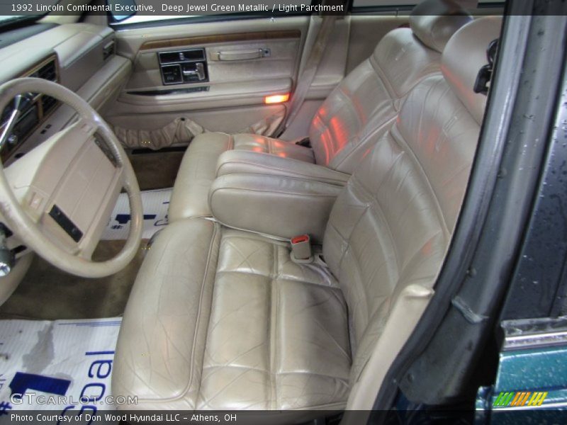  1992 Continental Executive Light Parchment Interior