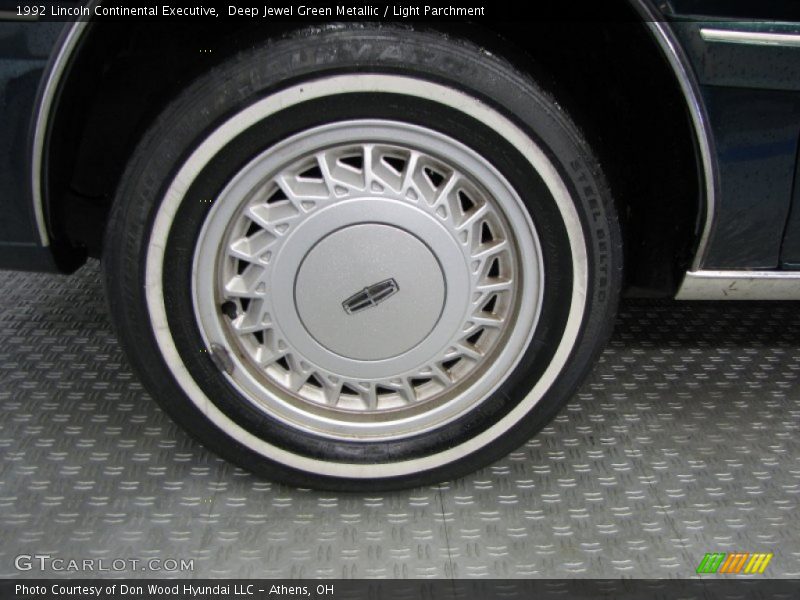  1992 Continental Executive Wheel