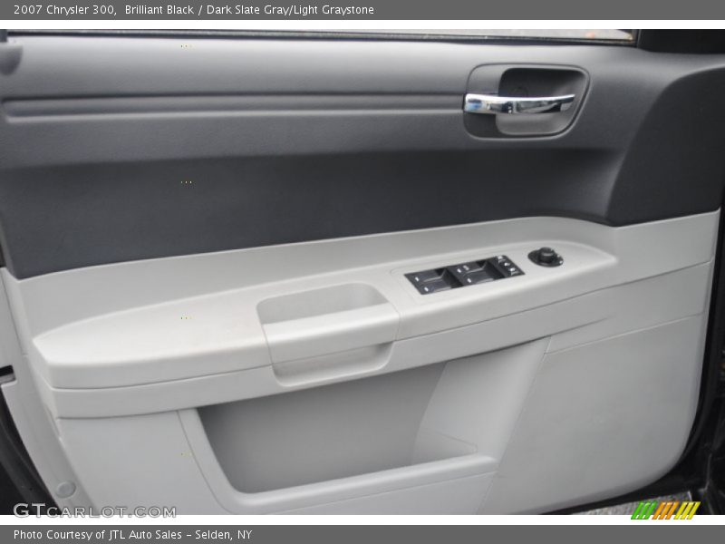 Brilliant Black / Dark Slate Gray/Light Graystone 2007 Chrysler 300