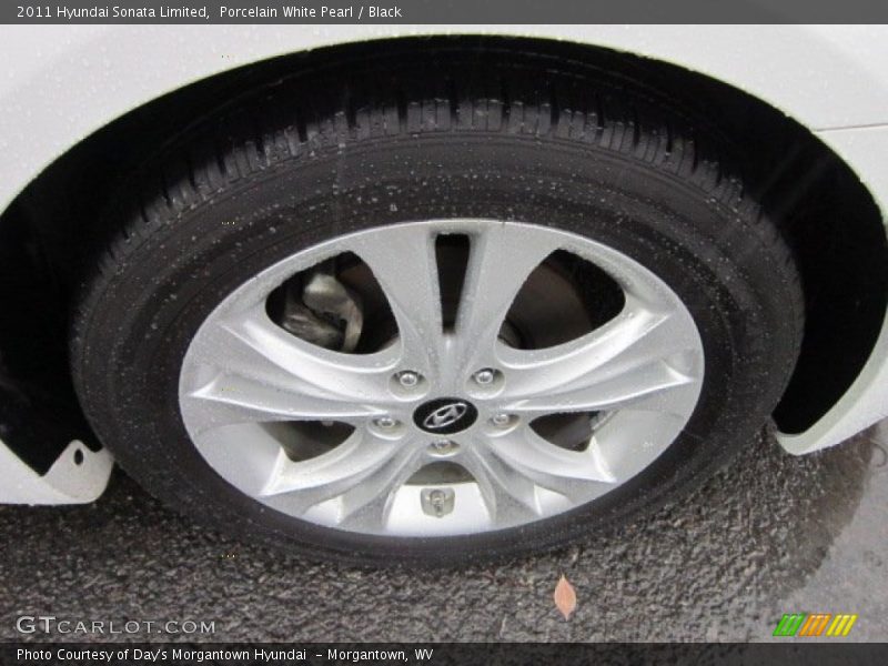 Porcelain White Pearl / Black 2011 Hyundai Sonata Limited