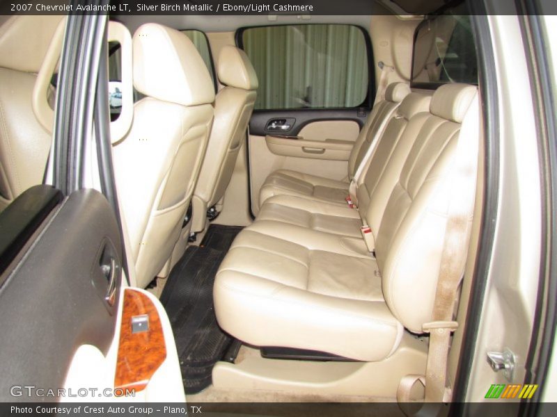  2007 Avalanche LT Ebony/Light Cashmere Interior