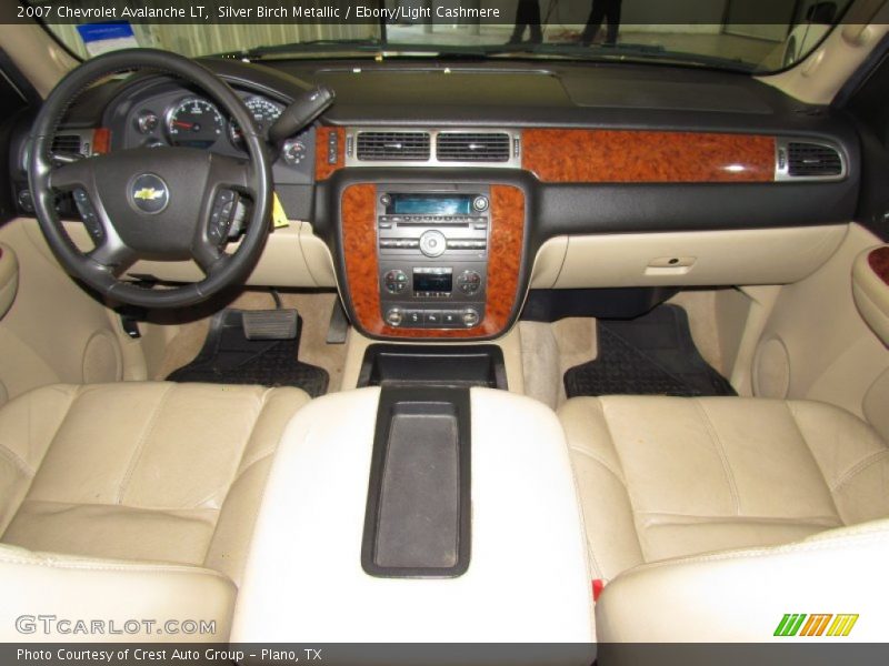 Dashboard of 2007 Avalanche LT