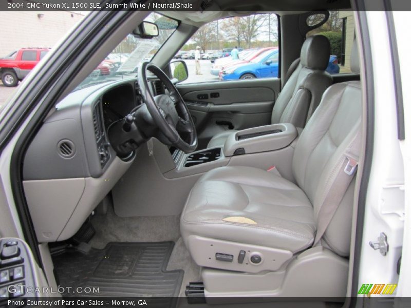 Summit White / Neutral/Shale 2004 GMC Yukon XL 1500 SLE