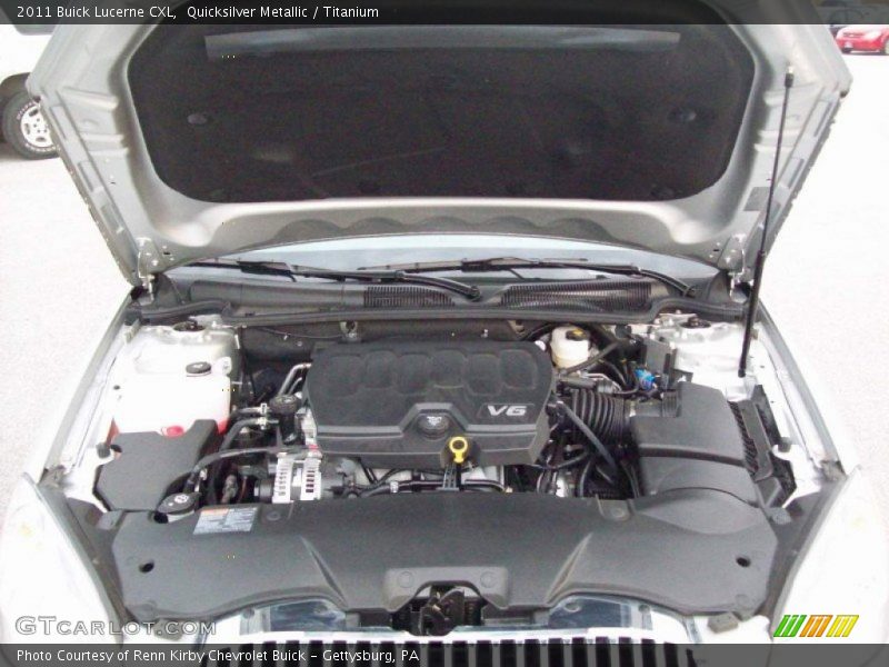 Quicksilver Metallic / Titanium 2011 Buick Lucerne CXL