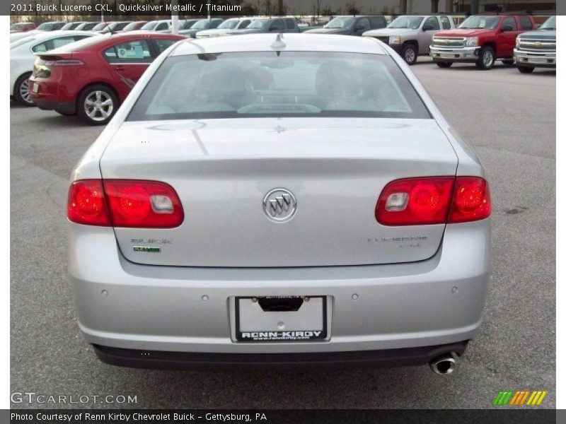Quicksilver Metallic / Titanium 2011 Buick Lucerne CXL