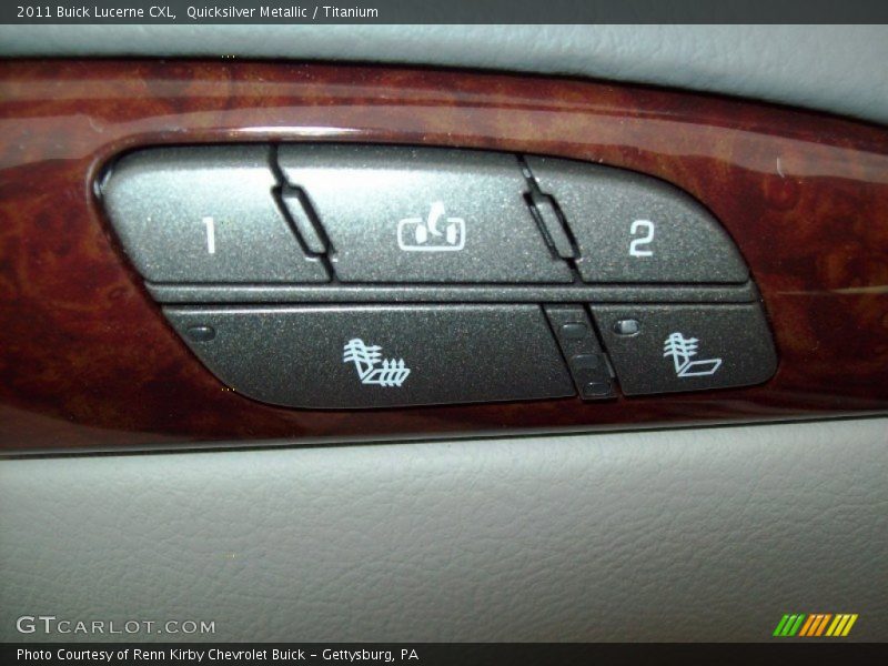 Quicksilver Metallic / Titanium 2011 Buick Lucerne CXL