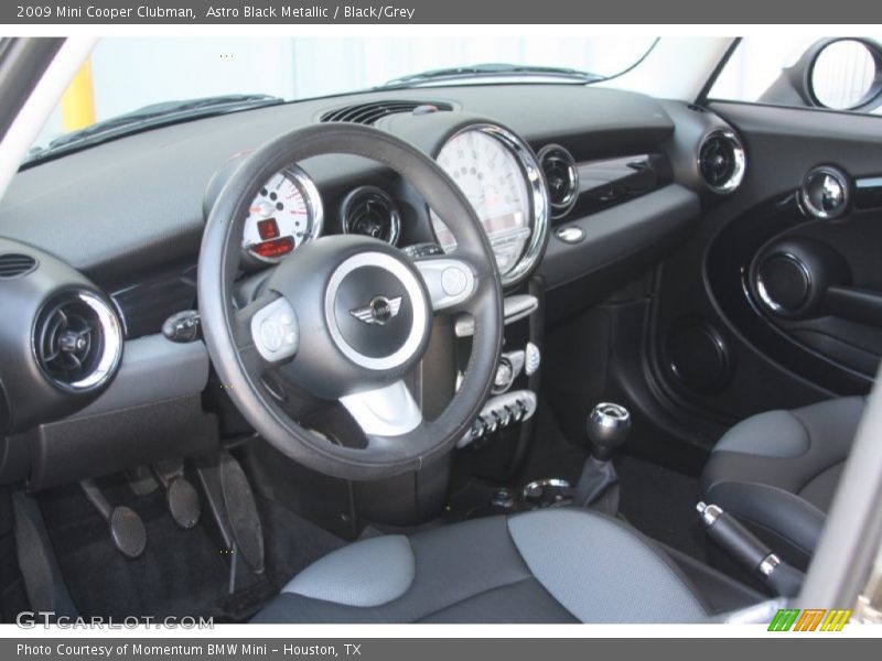 Astro Black Metallic / Black/Grey 2009 Mini Cooper Clubman