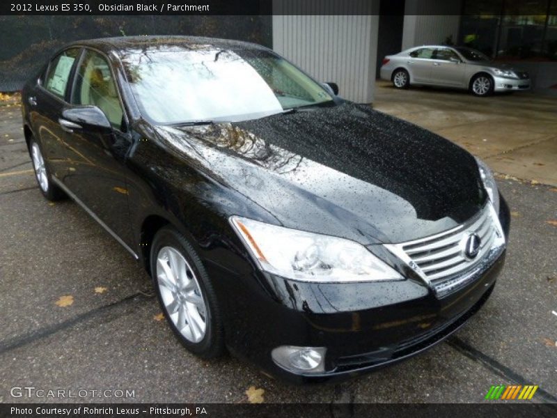 Front 3/4 View of 2012 ES 350