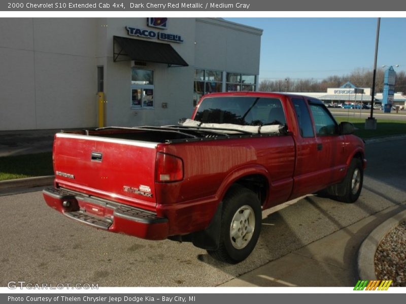 Dark Cherry Red Metallic / Medium Gray 2000 Chevrolet S10 Extended Cab 4x4