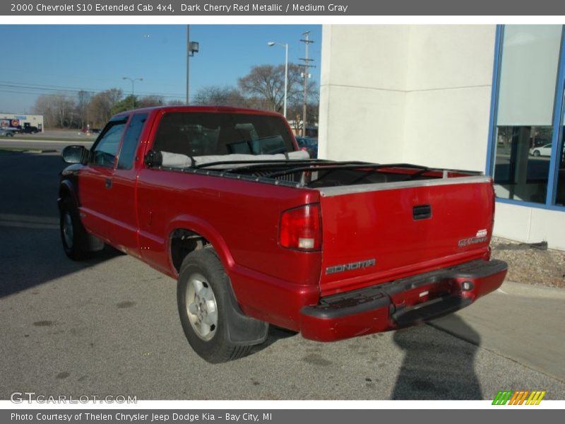 Dark Cherry Red Metallic / Medium Gray 2000 Chevrolet S10 Extended Cab 4x4