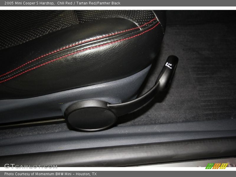 Chili Red / Tartan Red/Panther Black 2005 Mini Cooper S Hardtop