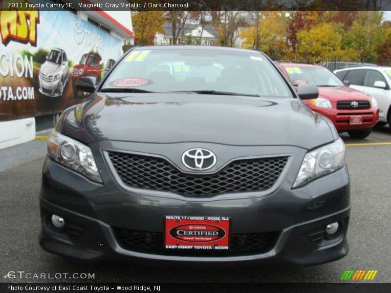 Magnetic Gray Metallic / Dark Charcoal 2011 Toyota Camry SE