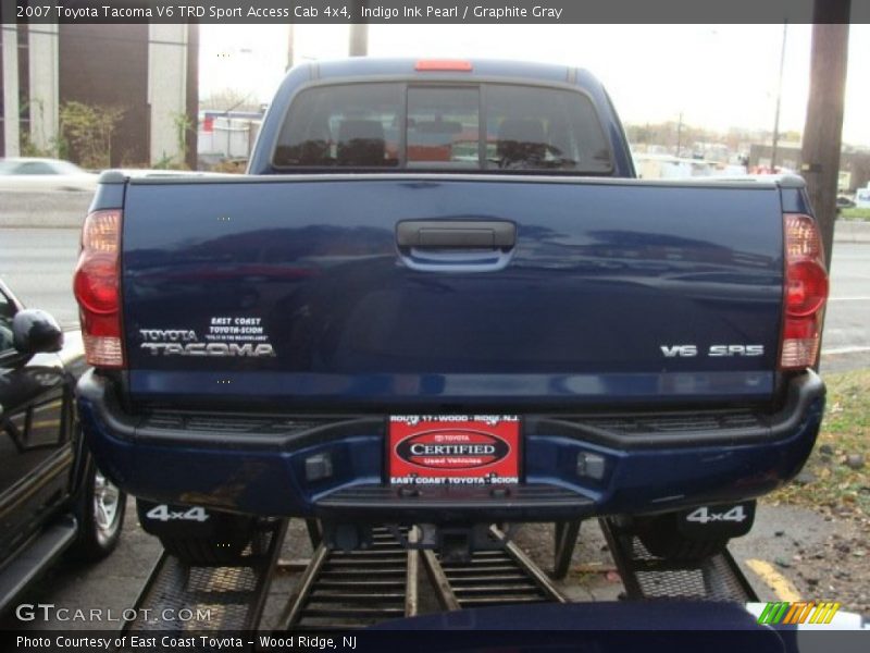 Indigo Ink Pearl / Graphite Gray 2007 Toyota Tacoma V6 TRD Sport Access Cab 4x4