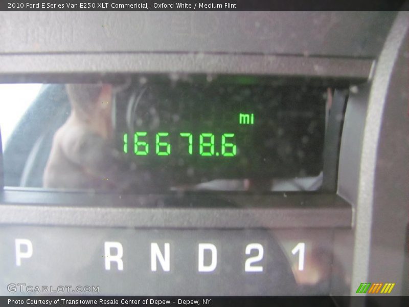 Oxford White / Medium Flint 2010 Ford E Series Van E250 XLT Commericial