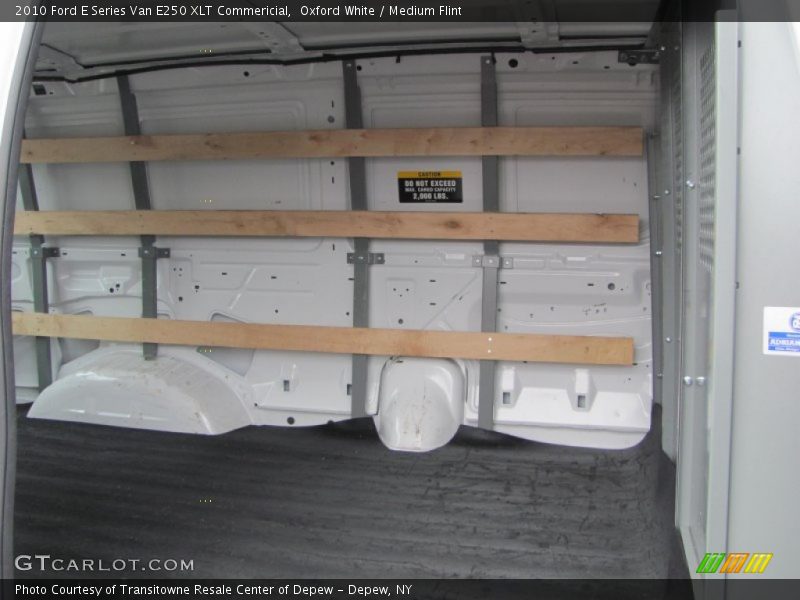 Oxford White / Medium Flint 2010 Ford E Series Van E250 XLT Commericial