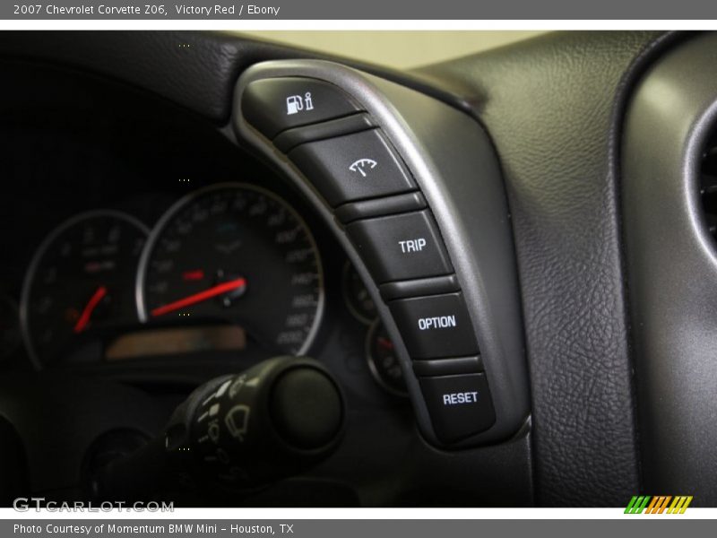 Controls of 2007 Corvette Z06