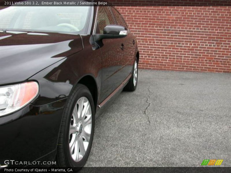 Ember Black Metallic / Sandstone Beige 2011 Volvo S80 3.2