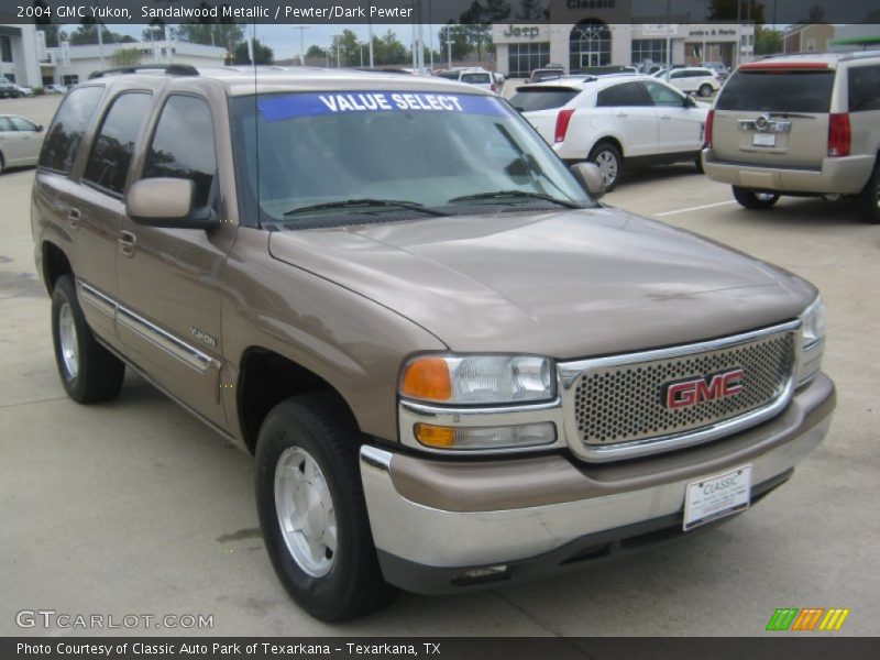 Sandalwood Metallic / Pewter/Dark Pewter 2004 GMC Yukon