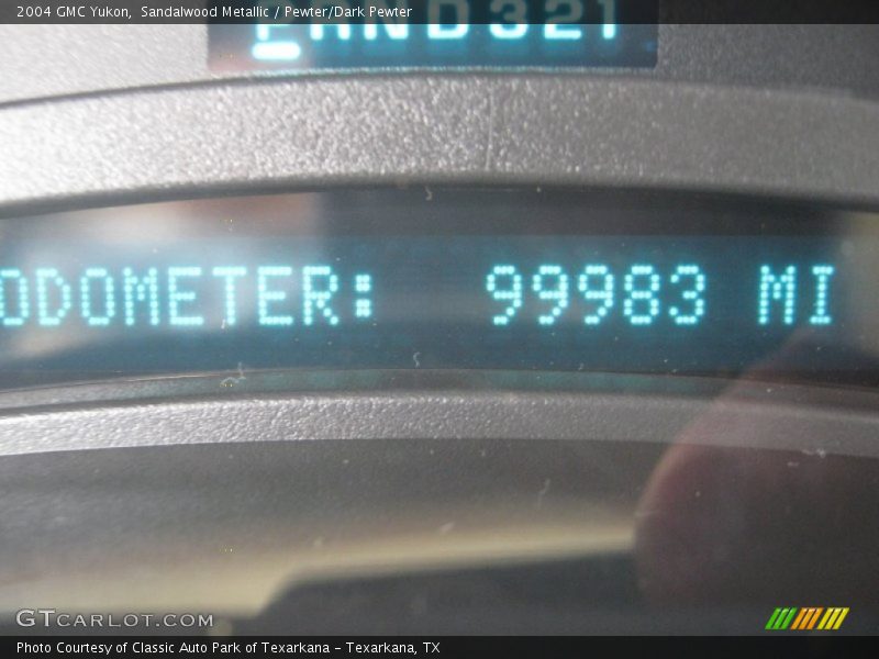 Sandalwood Metallic / Pewter/Dark Pewter 2004 GMC Yukon