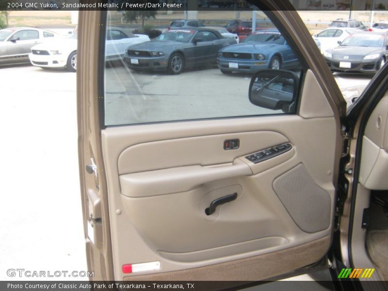 Sandalwood Metallic / Pewter/Dark Pewter 2004 GMC Yukon