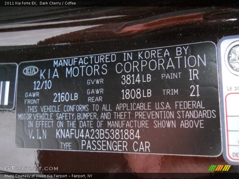 Dark Cherry / Coffee 2011 Kia Forte EX