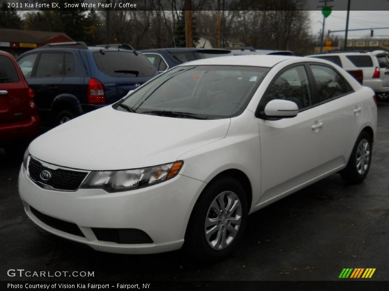 Snow White Pearl / Coffee 2011 Kia Forte EX