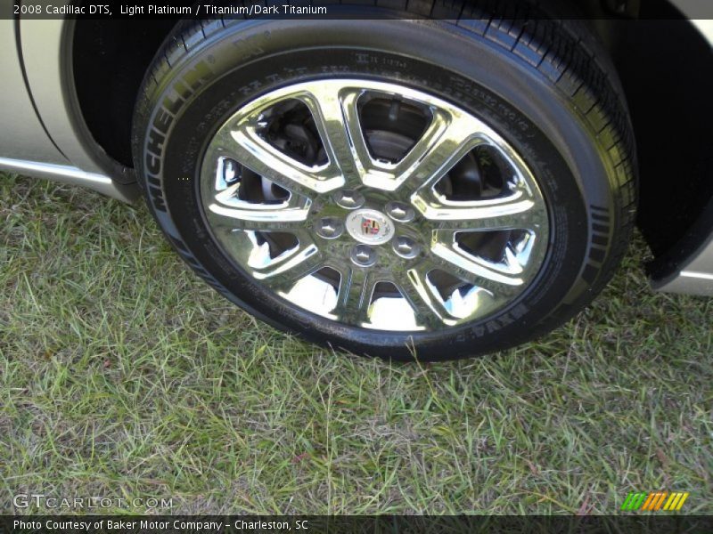 Light Platinum / Titanium/Dark Titanium 2008 Cadillac DTS