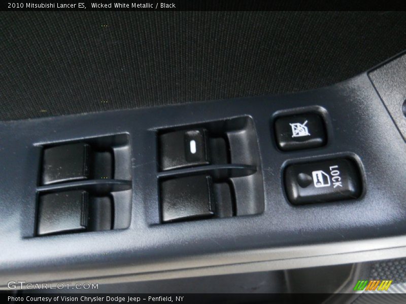 Wicked White Metallic / Black 2010 Mitsubishi Lancer ES