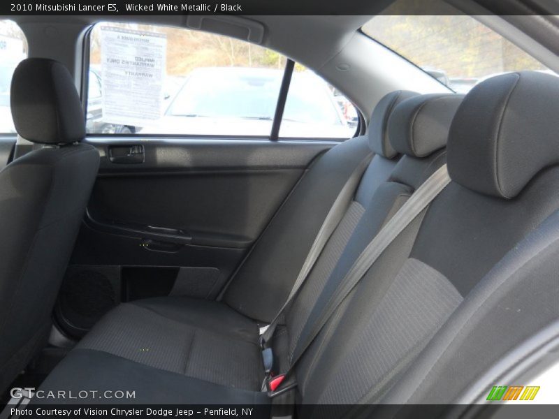 Wicked White Metallic / Black 2010 Mitsubishi Lancer ES