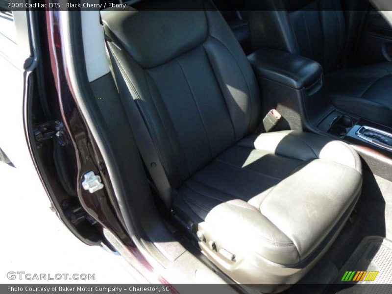 Black Cherry / Ebony 2008 Cadillac DTS