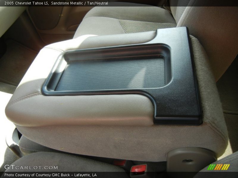 Sandstone Metallic / Tan/Neutral 2005 Chevrolet Tahoe LS