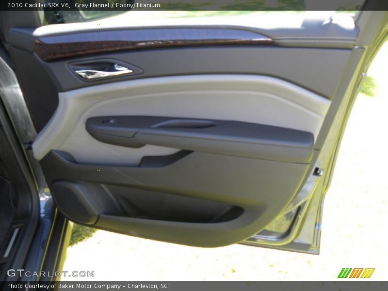 Gray Flannel / Ebony/Titanium 2010 Cadillac SRX V6