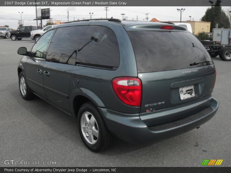Magnesium Green Pearl / Medium Slate Gray 2007 Dodge Caravan SXT