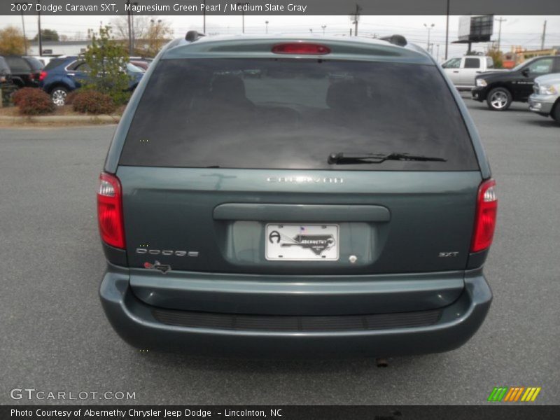 Magnesium Green Pearl / Medium Slate Gray 2007 Dodge Caravan SXT