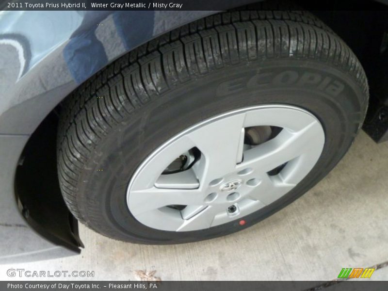 Winter Gray Metallic / Misty Gray 2011 Toyota Prius Hybrid II