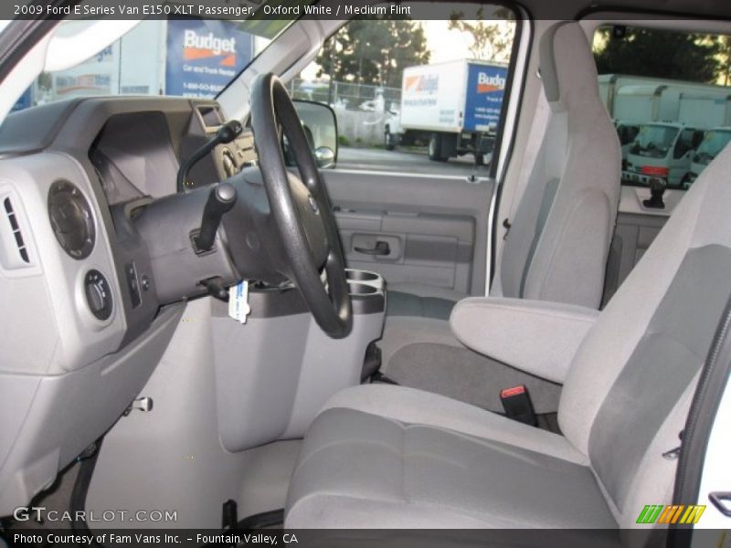 Oxford White / Medium Flint 2009 Ford E Series Van E150 XLT Passenger