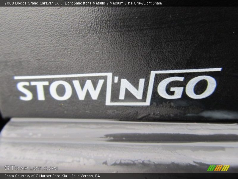 Light Sandstone Metallic / Medium Slate Gray/Light Shale 2008 Dodge Grand Caravan SXT