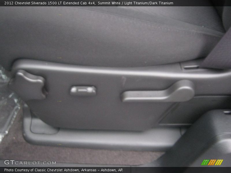 Summit White / Light Titanium/Dark Titanium 2012 Chevrolet Silverado 1500 LT Extended Cab 4x4