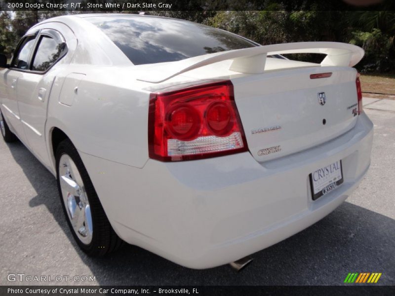 Stone White / Dark Slate Gray 2009 Dodge Charger R/T