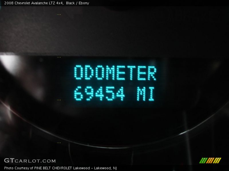 Black / Ebony 2008 Chevrolet Avalanche LTZ 4x4