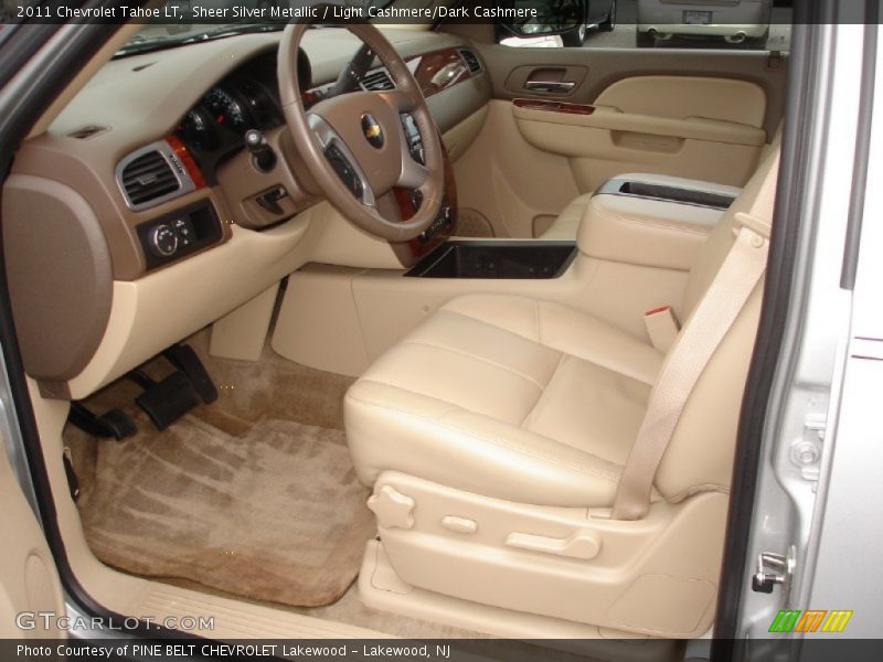 Sheer Silver Metallic / Light Cashmere/Dark Cashmere 2011 Chevrolet Tahoe LT