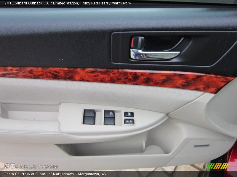 Door Panel of 2011 Outback 3.6R Limited Wagon