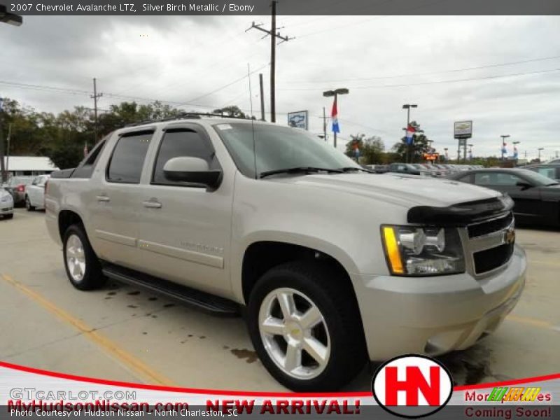 Silver Birch Metallic / Ebony 2007 Chevrolet Avalanche LTZ
