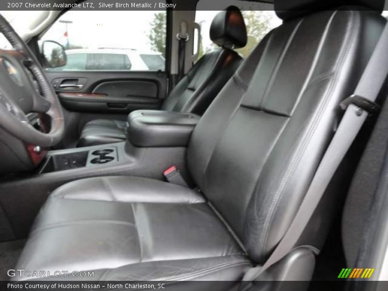 Silver Birch Metallic / Ebony 2007 Chevrolet Avalanche LTZ