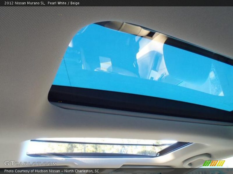Pearl White / Beige 2012 Nissan Murano SL