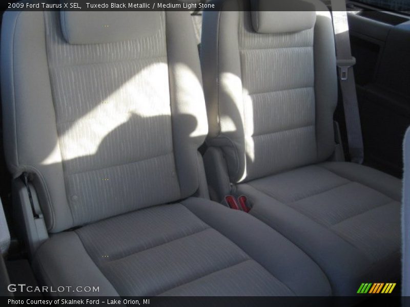 Tuxedo Black Metallic / Medium Light Stone 2009 Ford Taurus X SEL