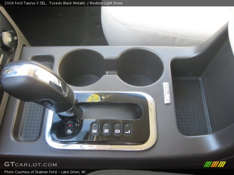 Tuxedo Black Metallic / Medium Light Stone 2009 Ford Taurus X SEL