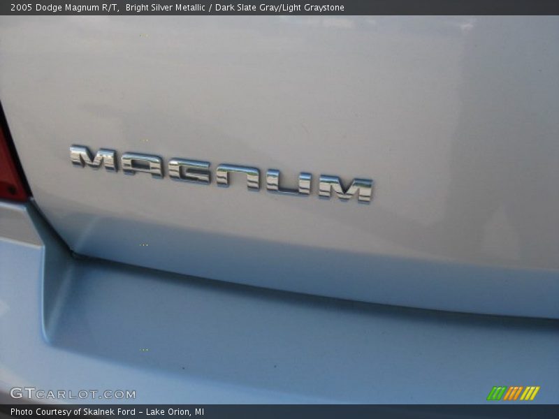 Bright Silver Metallic / Dark Slate Gray/Light Graystone 2005 Dodge Magnum R/T