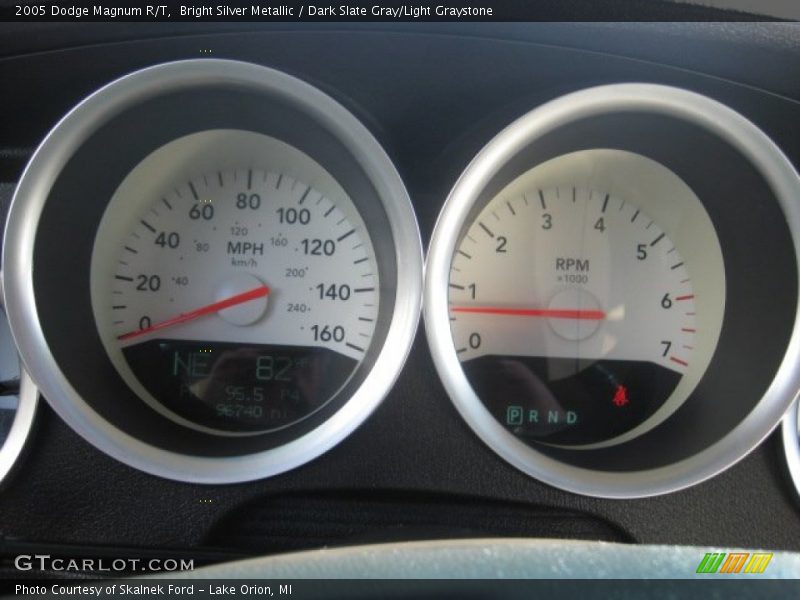 Bright Silver Metallic / Dark Slate Gray/Light Graystone 2005 Dodge Magnum R/T