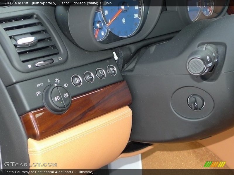 Controls of 2012 Quattroporte S